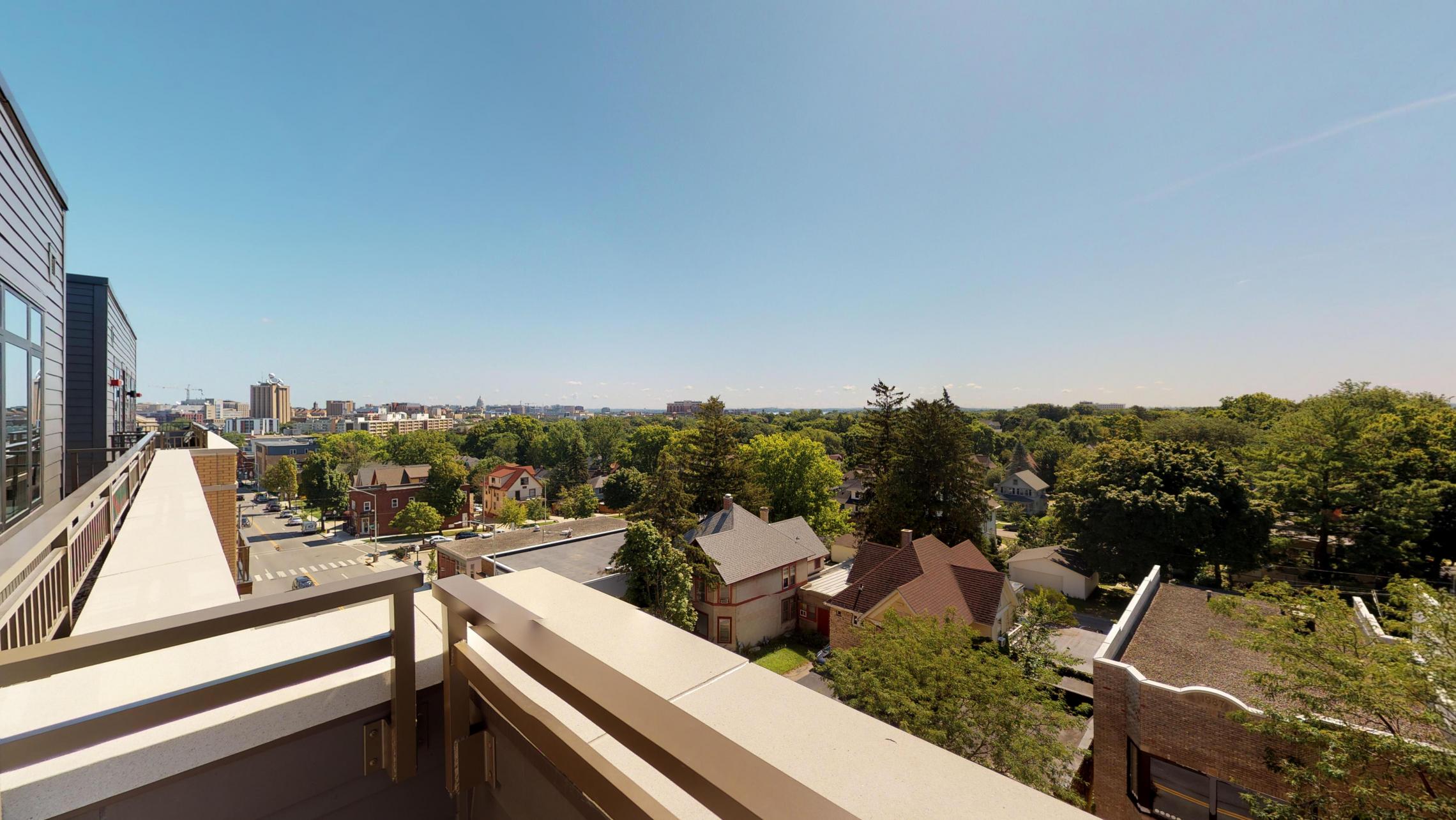 1722-Monroe-Apartment-509-Two-Bedroom-Top-Floor-Views-City-Capitol-Maidson-Luxury-Upscale-Modern-Design-Fitness-Gym-Terrace-Lounge-Pets-Living-Kithcen-Bathroom