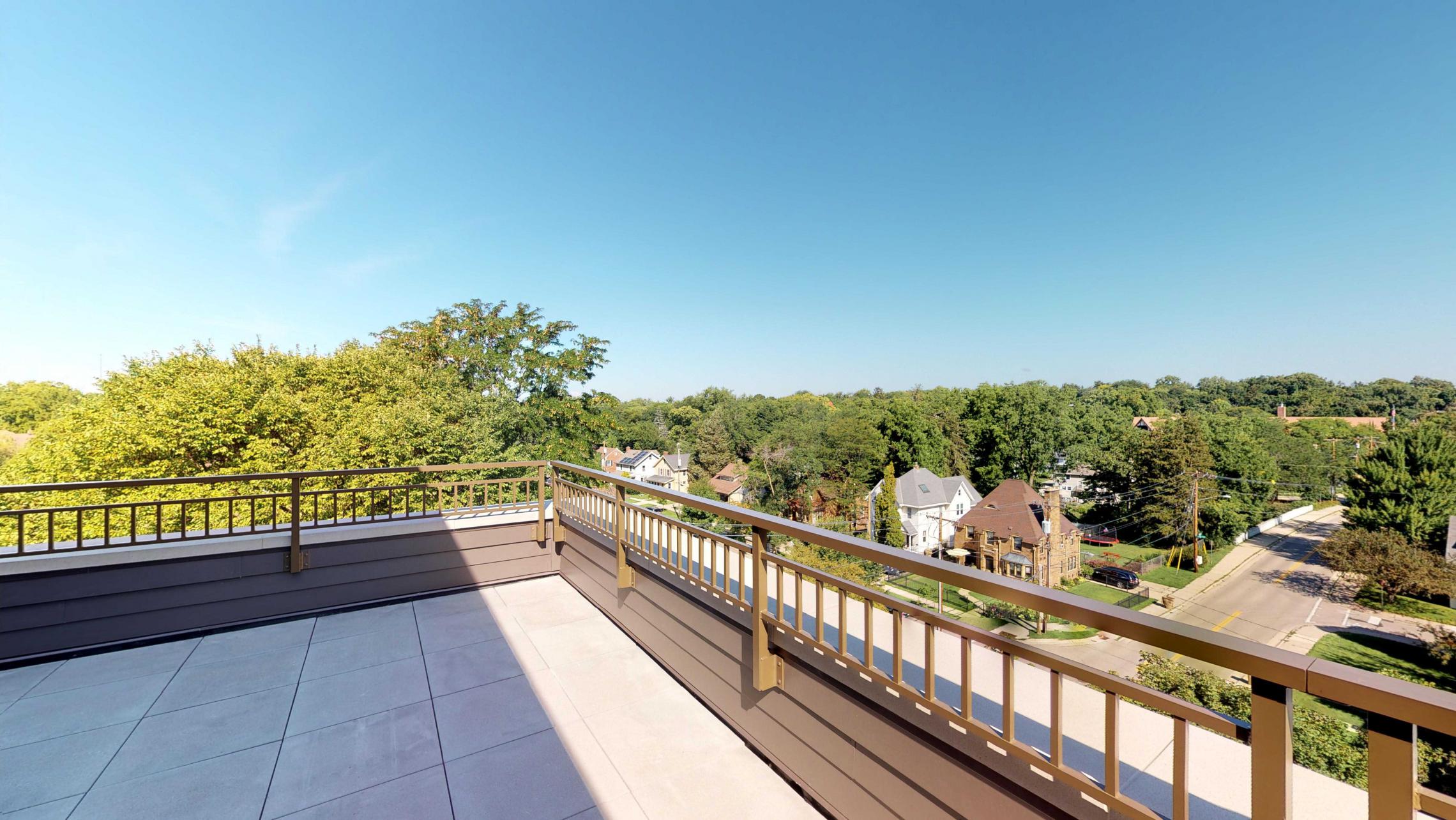 1722-Monroe-Apartment-520-Terrace-View-Apartments-Modern-Luxury-Rooftop-Terrace.jpg