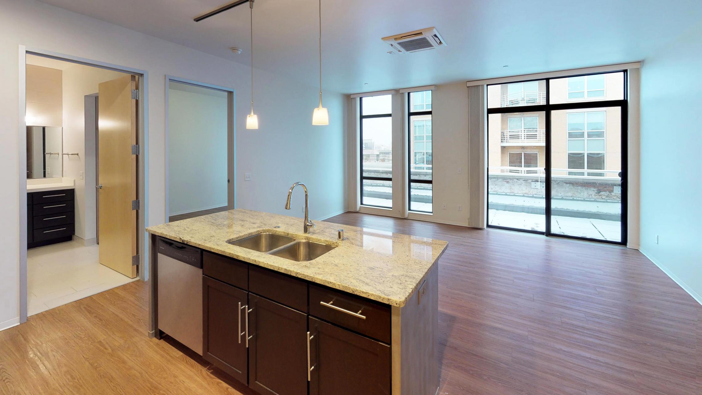 Capitol-Hill-500-Kitchen-living room-one bedroom-lakeview-balcony-penthouse-luxury.jpg