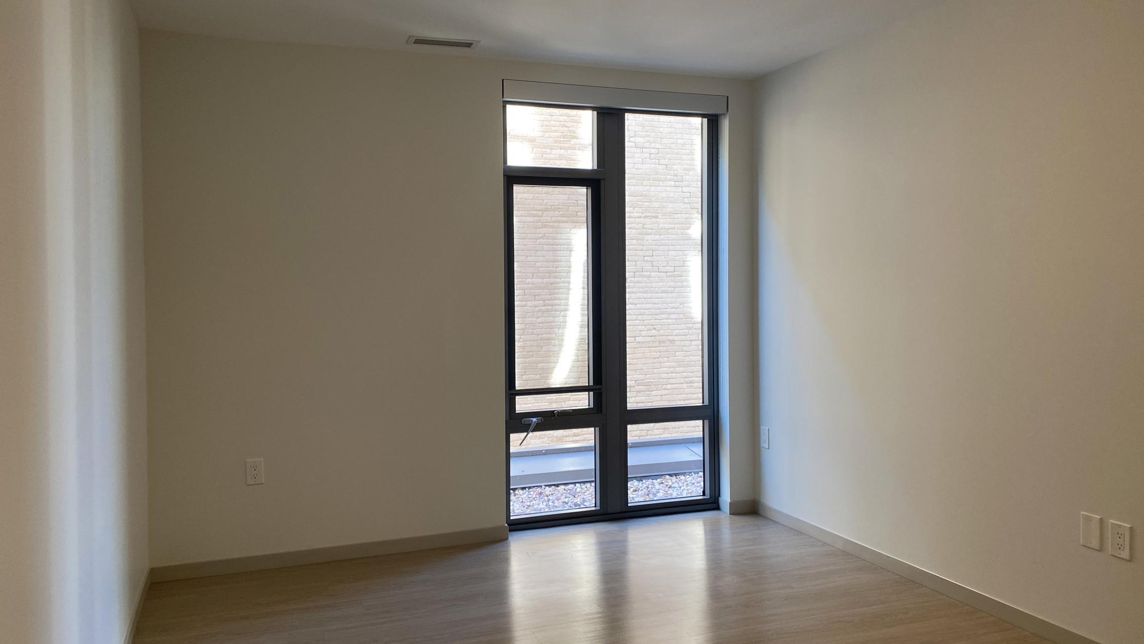 The-Pressman-Apartment-312-Two-Bedroom-One-Bath-ADA-Upscale-Luxurious-Modern-Exposed-Duct-Concrete-Capitol-Square-Downtown-Madison-Balcony-Terrace-Pets-Fitness-Lounge-Grill-Lifestyle