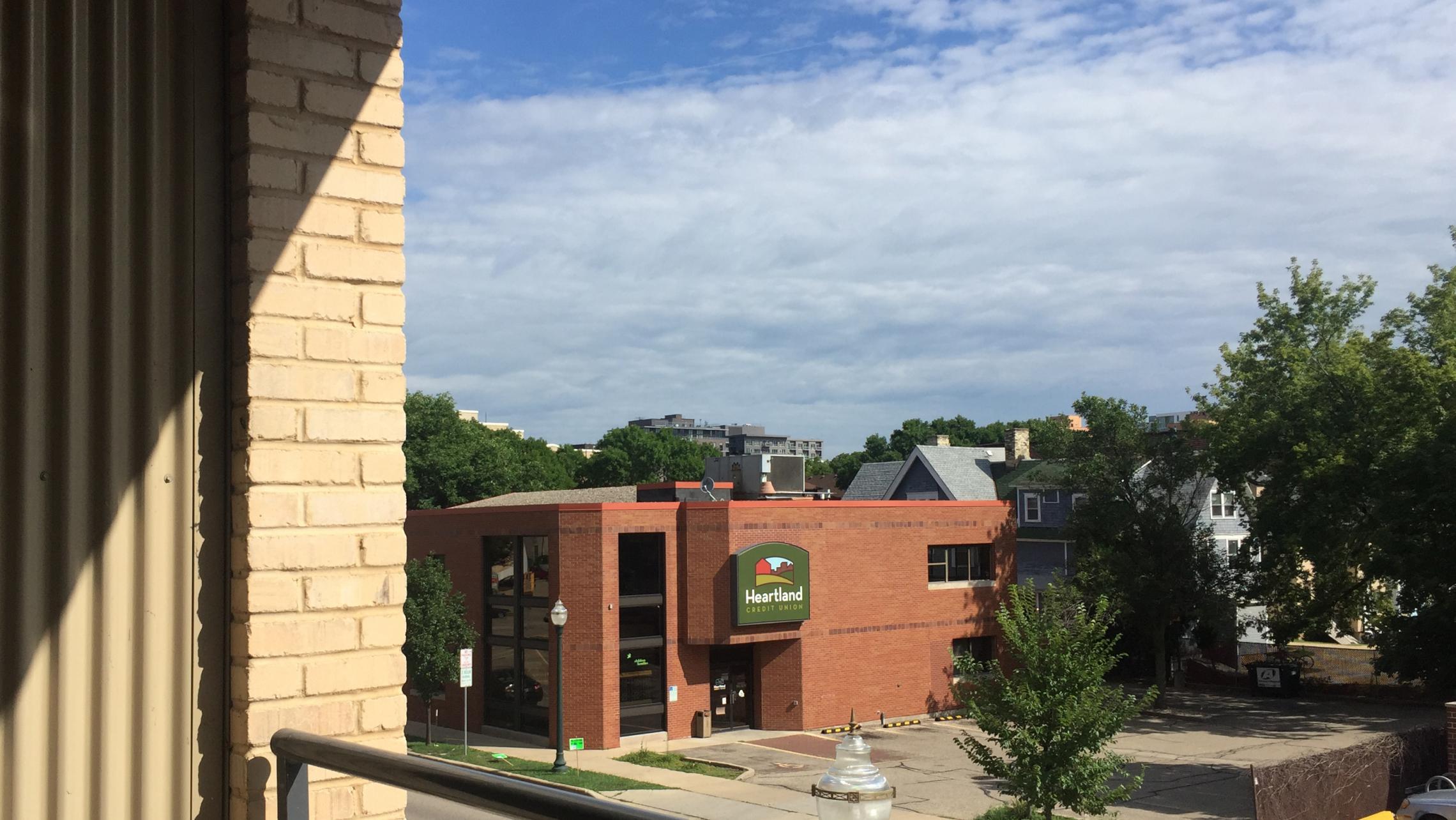 The-Depot-Apartment-2-201-One-Bedroom-Kitchen-Living-Bathroom-Bathtub-Rooftop-Terrace-Fitness-Downtown-Madison-Capitol-Bike-Trails-Cats-Lifestyle-City-Lake-Balcony-Views