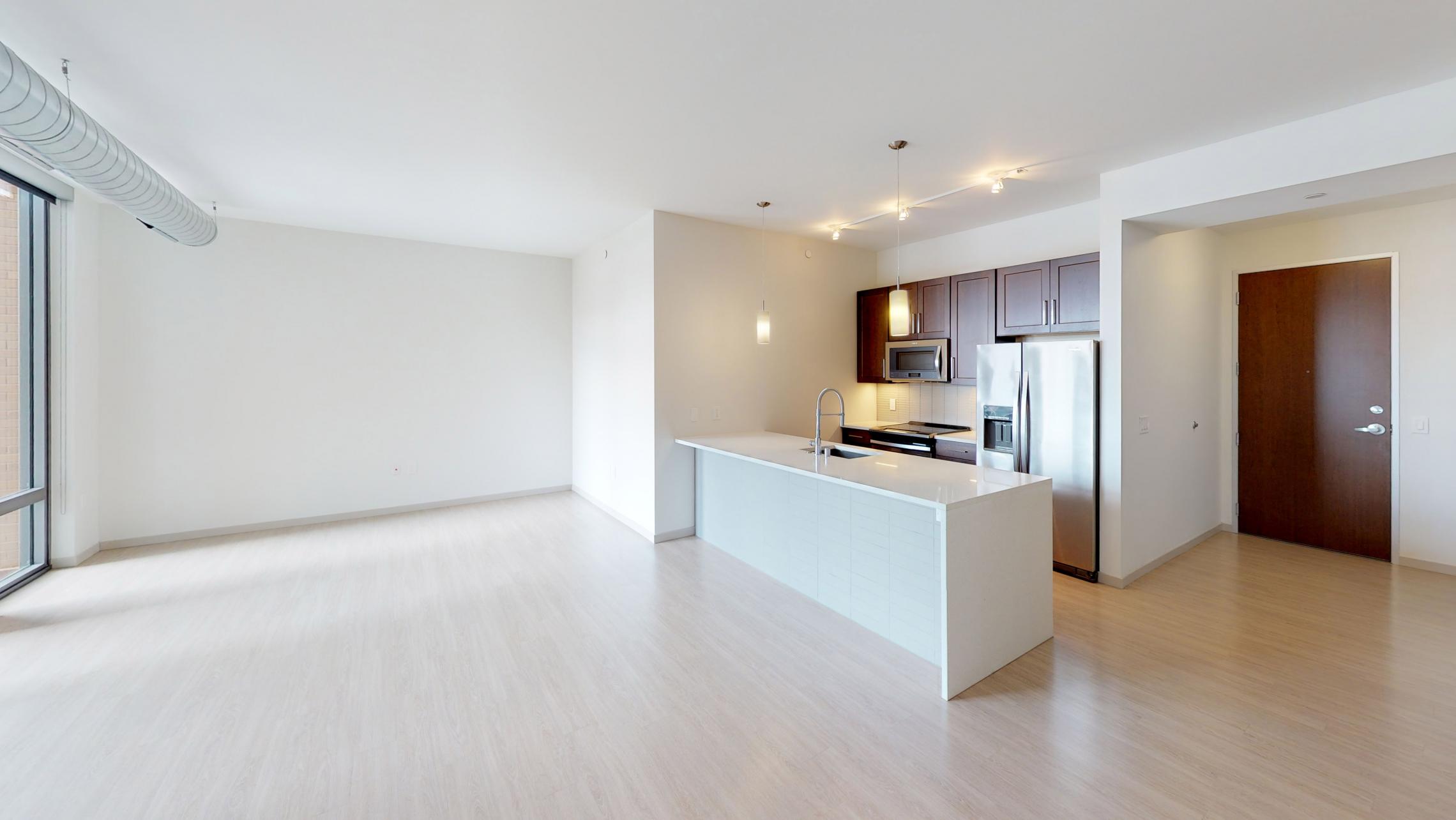 Pressman-Apartment-504-One-Bedroom-Balcony-City-View-Luxury-Downtown-Upscale-Modern-Downtown-Madison-Capitol-Square-Kitchen-Entrance