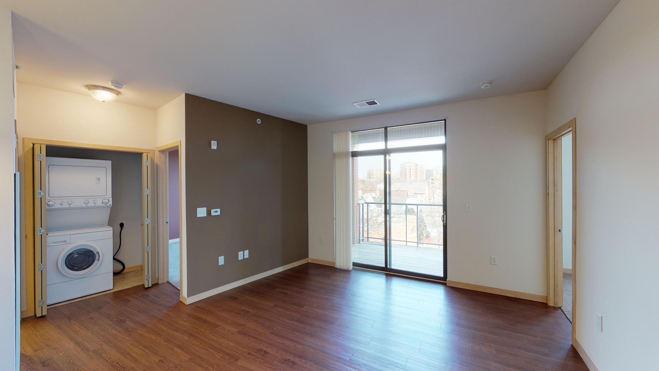 The-Depot-Apartments-Downtown-Madison-Lifestyle-Large-Closet-Bike-Storage-Washington-Ave-Style-Design-Balcony-Apartment-1-415-One-Bedroom-Den