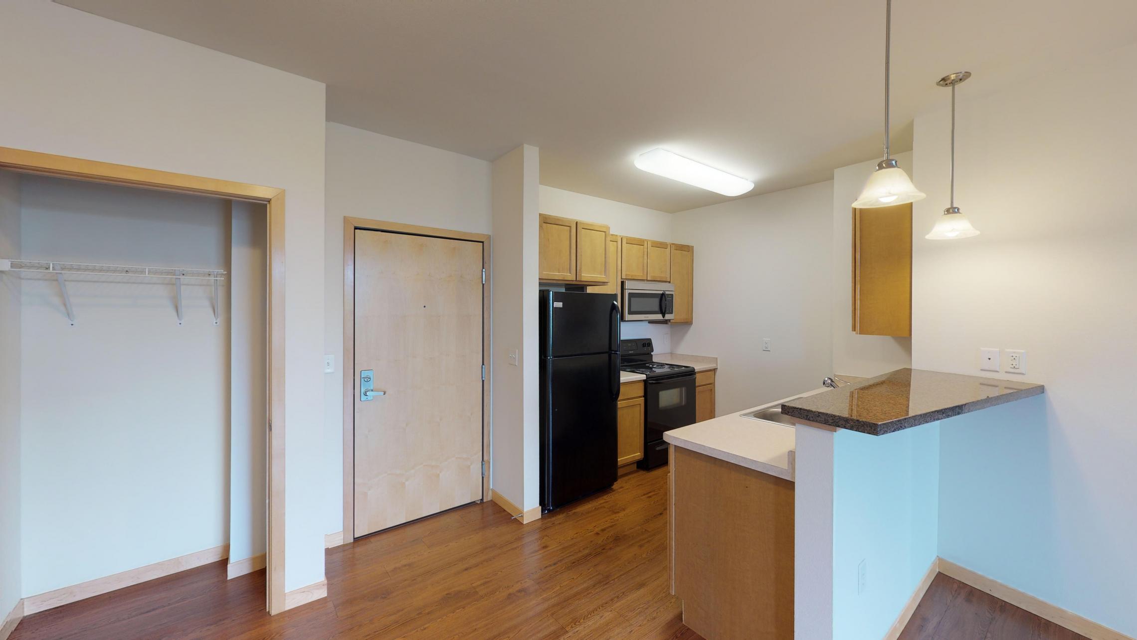 The-Depot-Apartments-Downtown-Madison-Lifestyle-Large-Closet-Bike-Storage-Washington-Ave-Style-Design-Balcony-Bike-Storage-Design-Apartment-1-513-One-Bedroom-Den