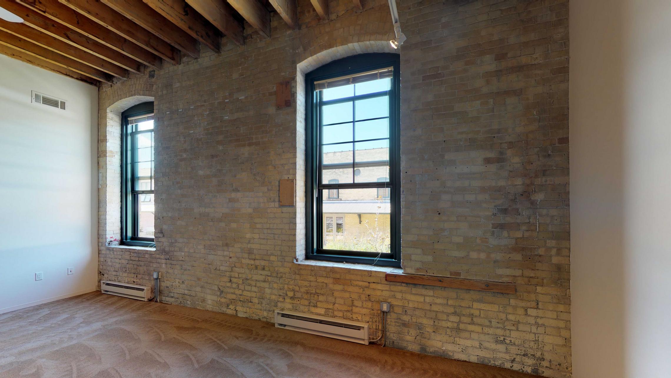 Tobacco-Lofts-Apartment-E210-exposed-brick-one-bedroom-historic-downtown-yards-Madison
