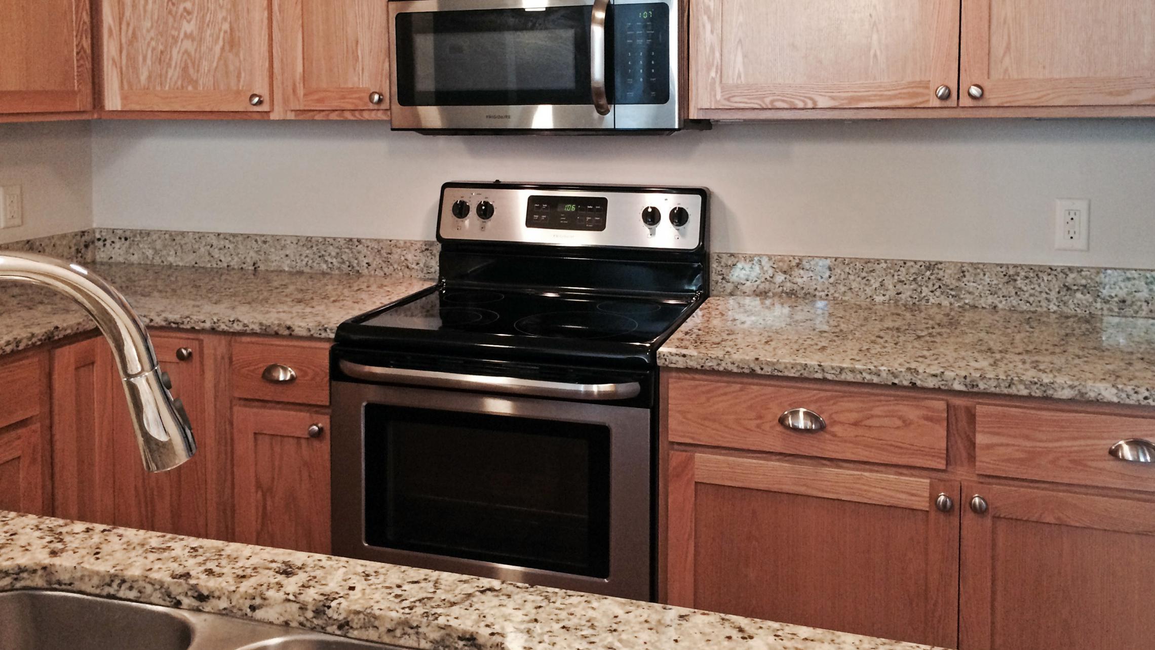 ULI Lincoln School Apartment 102 - Kitchen with High End Finishes