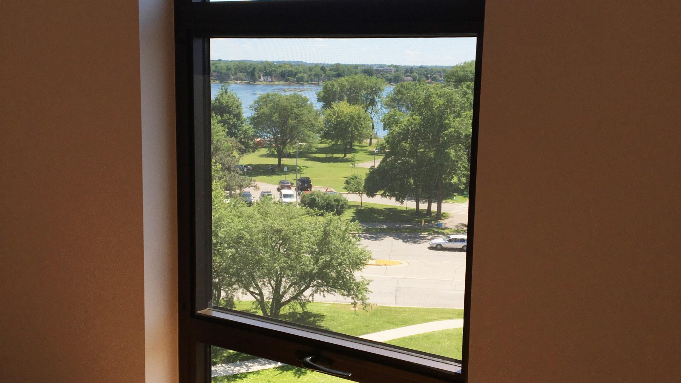 ULI Seven27 Apartment 537 - Living Room with a Lake View